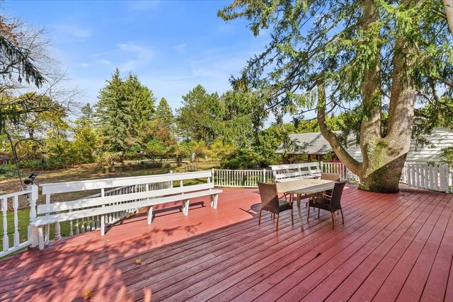 250 Shrewsbury Street, Holden, MA 01520