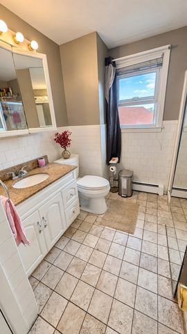 9 Summit Ave, Saugus, MA 01906