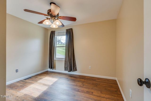 577 Pitt Road, Kingsport, TN 37663