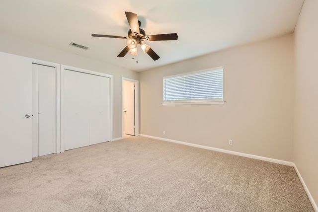 2309 Woodlawn Drive, Ennis, TX 75119