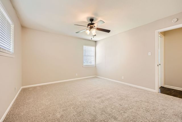2309 Woodlawn Drive, Ennis, TX 75119