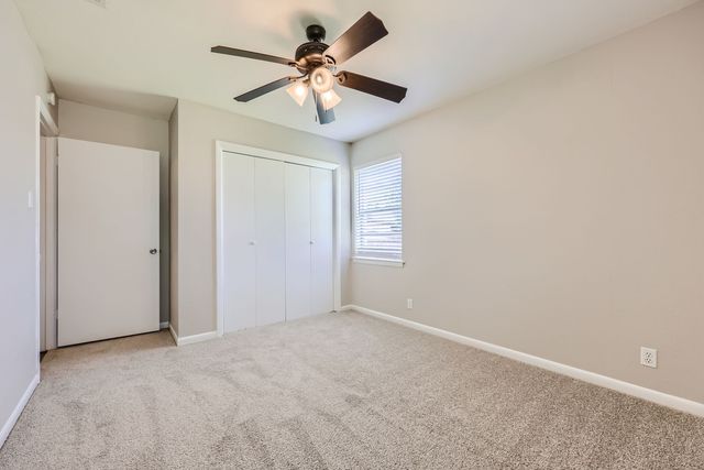 2309 Woodlawn Drive, Ennis, TX 75119