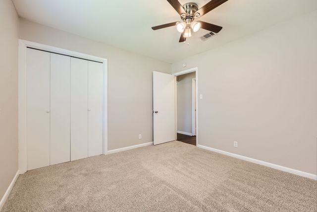 2309 Woodlawn Drive, Ennis, TX 75119