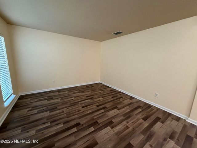 1124 WILD AZALEA Drive, Jacksonville, FL 32221