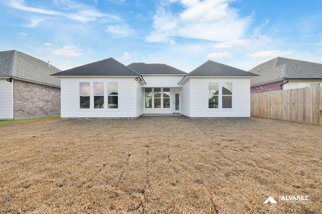 2931 Creekmere Ln, Saint George, LA 70810