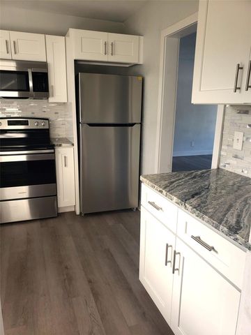 1489 DE LEON STREET, Clearwater, FL 33755