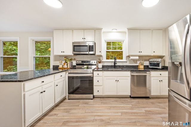 26 Geromin Drive, Haddam, CT 06441