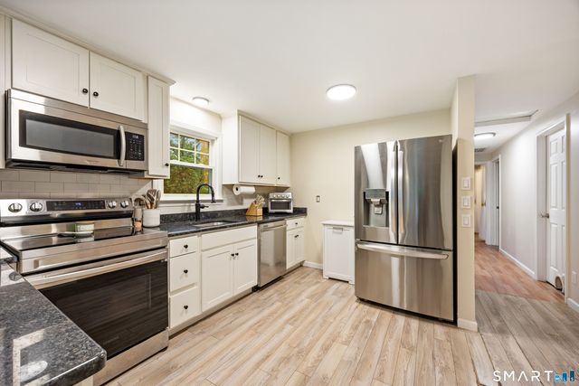 26 Geromin Drive, Haddam, CT 06441