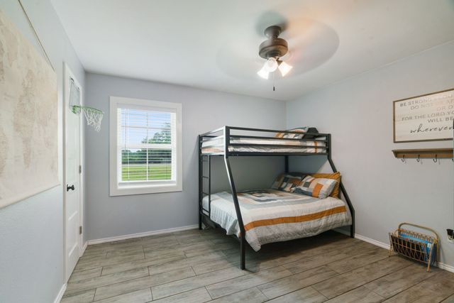 4781 Farm Road 79, Paris, TX 75460
