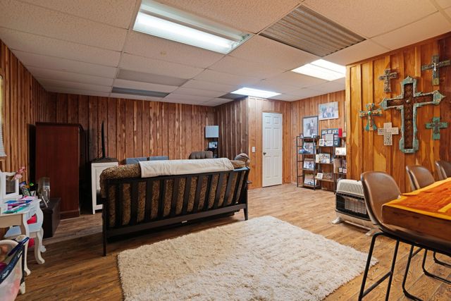 4781 Farm Road 79, Paris, TX 75460