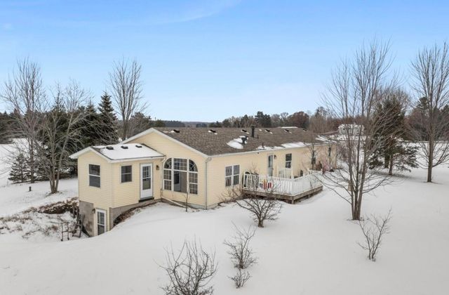 39052 Mica Avenue, North Branch, MN 55056