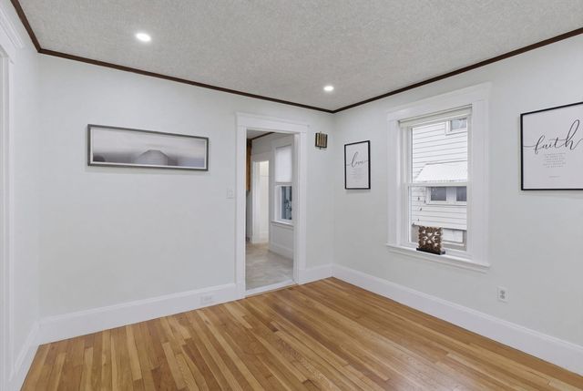 138 Sherman St, Quincy, MA 02170