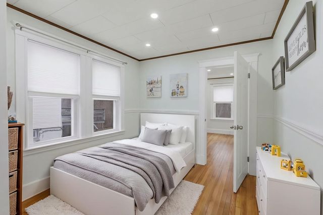 138 Sherman St, Quincy, MA 02170