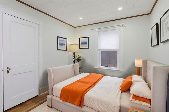 138 Sherman St, Quincy, MA 02170