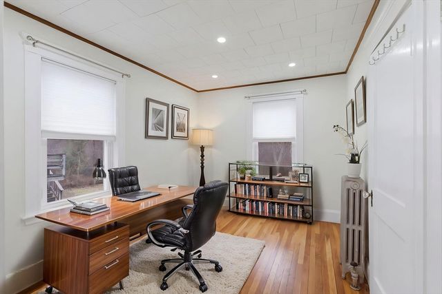 138 Sherman St, Quincy, MA 02170