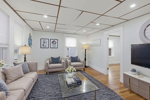 138 Sherman St, Quincy, MA 02170