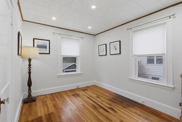 138 Sherman St, Quincy, MA 02170