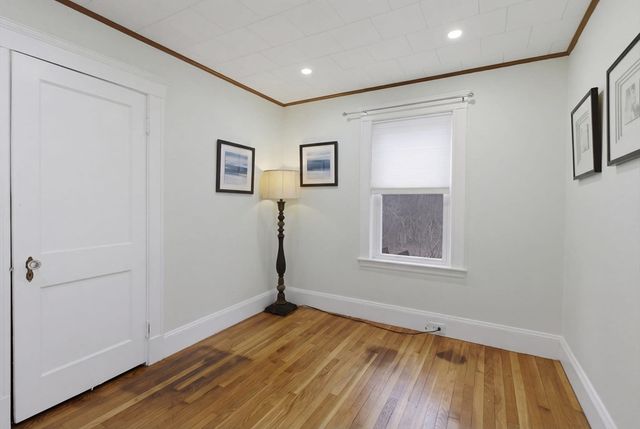 138 Sherman St, Quincy, MA 02170