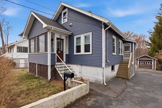 138 Sherman St, Quincy, MA 02170