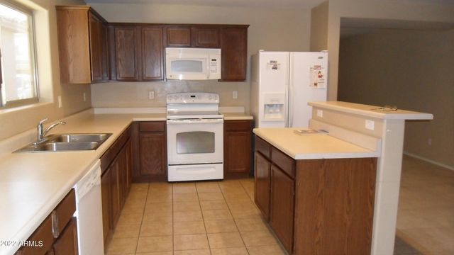 18418 W WESTFALL Way, Surprise, AZ 85374