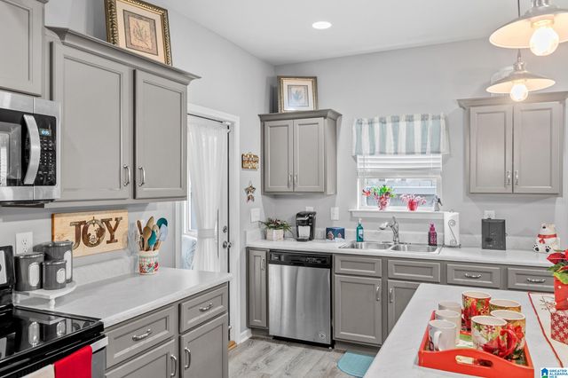 260 STERLING PLACE, Odenville, AL 35120