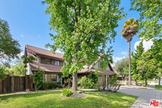 26926 De Berry Drive, Agoura Hills, CA 91301