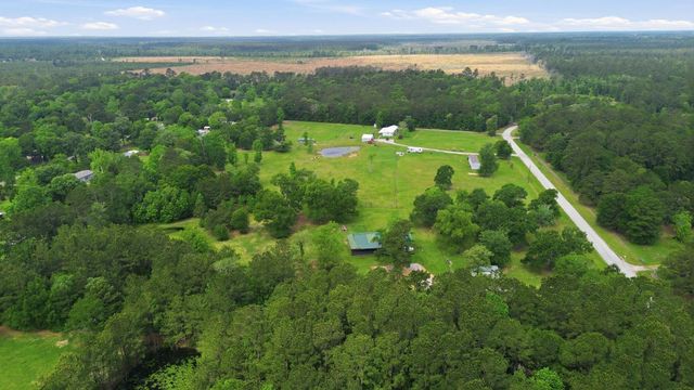 151 County Road 2319, Dayton, TX 77535
