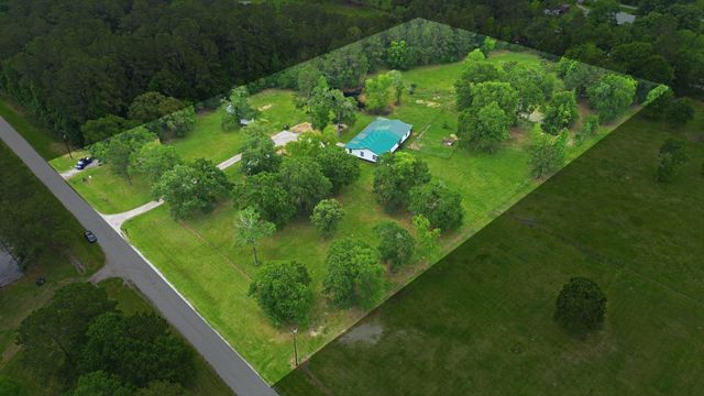 151 County Road 2319, Dayton, TX 77535