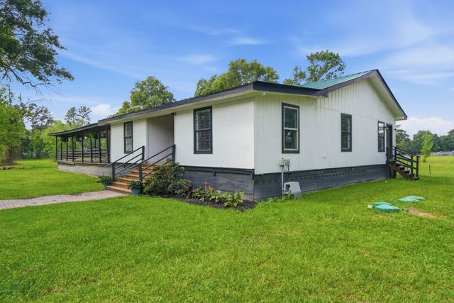 151 County Road 2319, Dayton, TX 77535