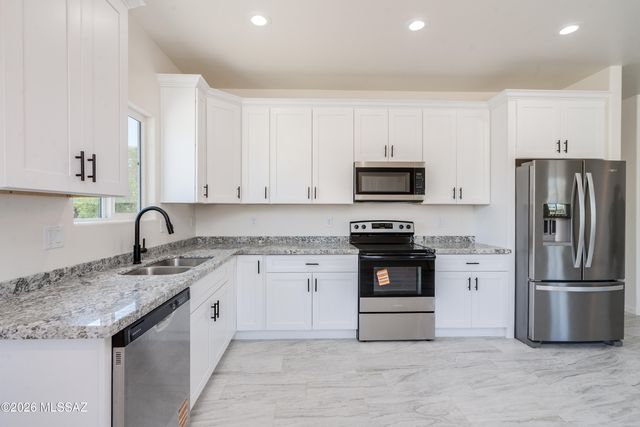 637 W Pelaar Drive, Tucson, AZ 85705