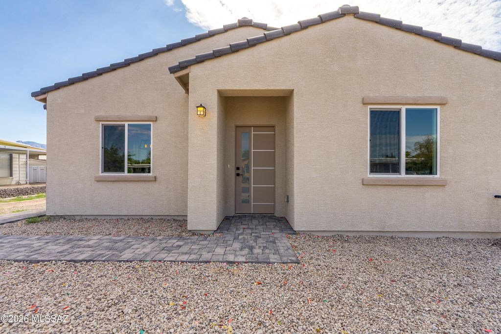 637 W Pelaar Drive, Tucson, AZ 85705