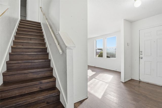 1404 Cherokee Rose Lane, Burleson, TX 76028