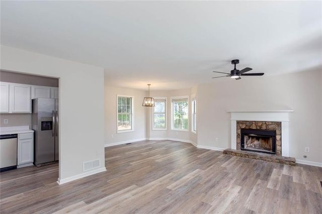 103 Brentwood Court, Dallas, GA 30132