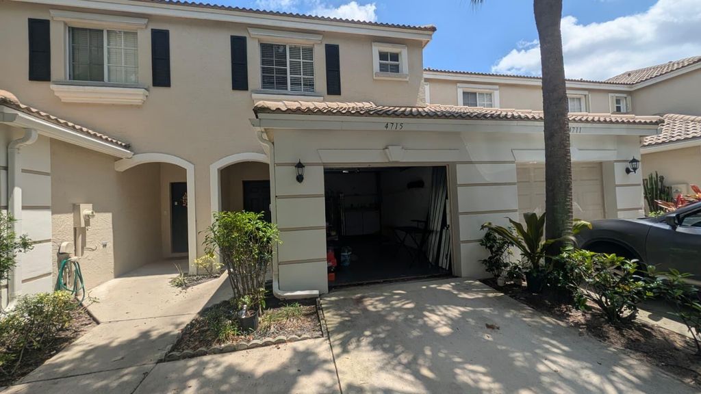 4715 Palmbrooke Circle, West Palm Beach, FL 33417