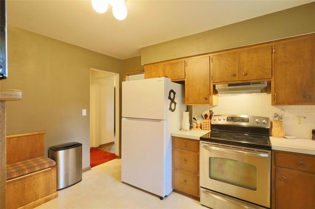1126 E Fillmore Avenue, Eau Claire, WI 54701