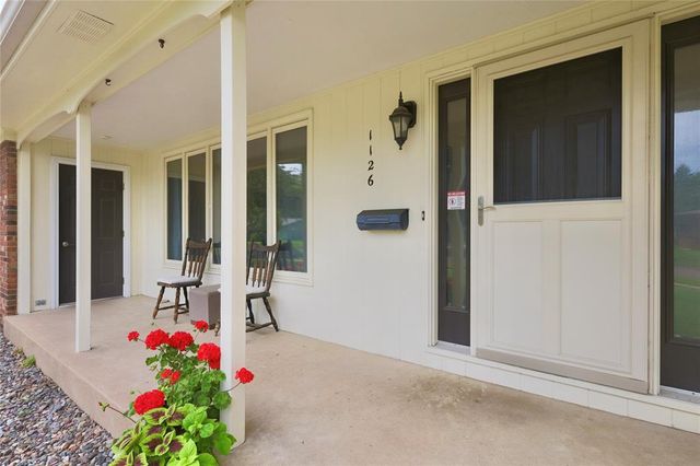 1126 E Fillmore Avenue, Eau Claire, WI 54701