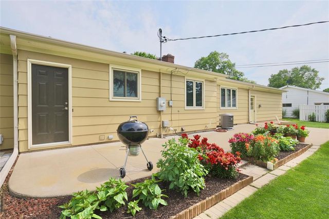 1126 E Fillmore Avenue, Eau Claire, WI 54701