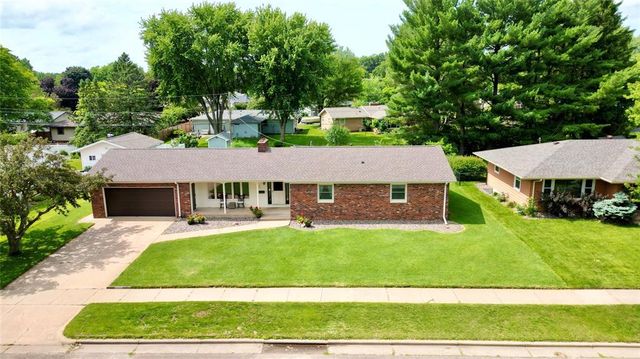 1126 E Fillmore Avenue, Eau Claire, WI 54701