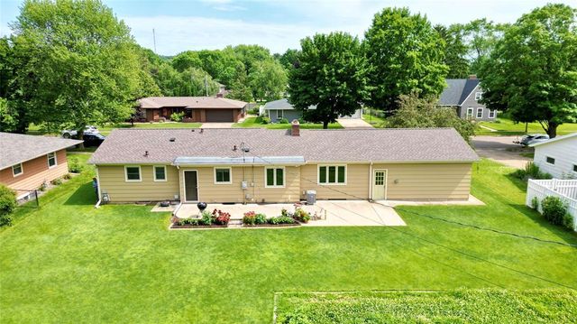 1126 E Fillmore Avenue, Eau Claire, WI 54701