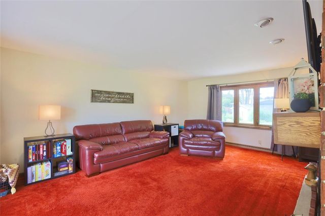 1126 E Fillmore Avenue, Eau Claire, WI 54701