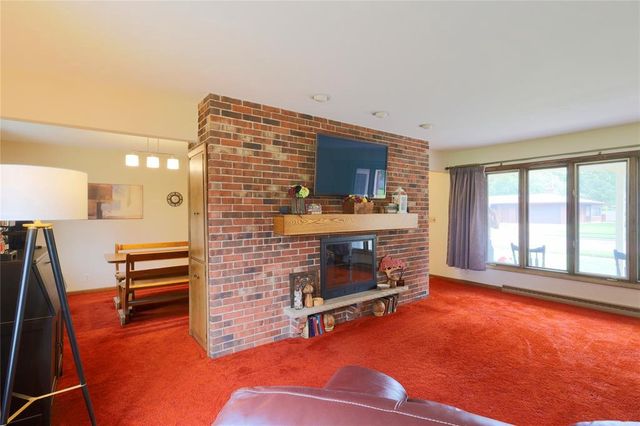 1126 E Fillmore Avenue, Eau Claire, WI 54701