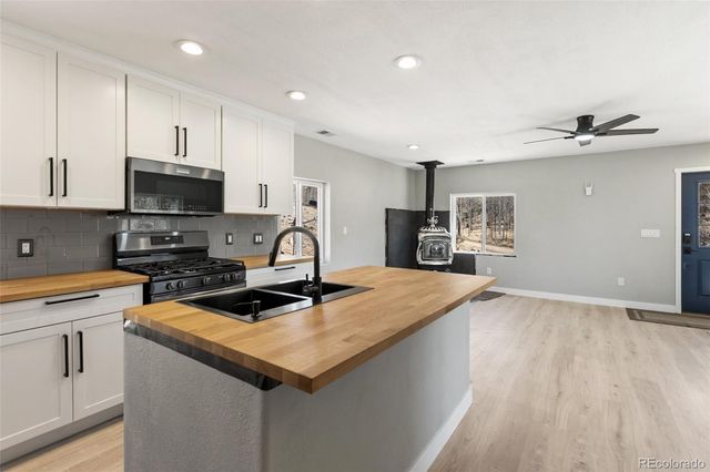 61 Garnet Lane, Lake George, CO 80827