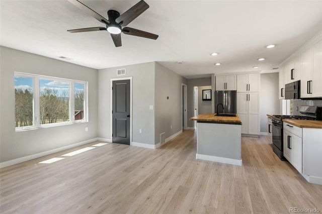 61 Garnet Lane, Lake George, CO 80827