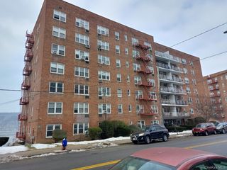 679 Warburton Avenue 1L, Yonkers, NY 10701