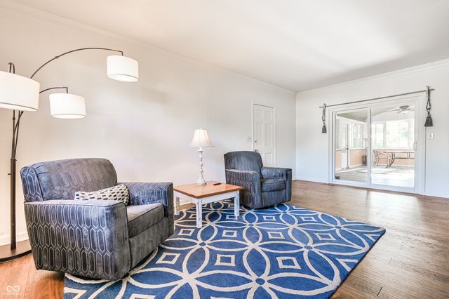 6825 Farmleigh Drive, Indianapolis, IN 46220