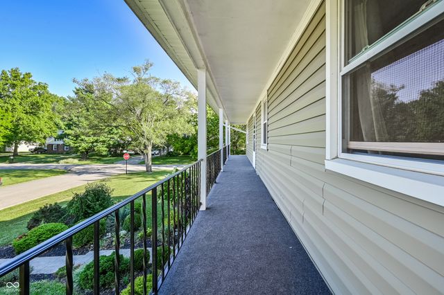 6825 Farmleigh Drive, Indianapolis, IN 46220