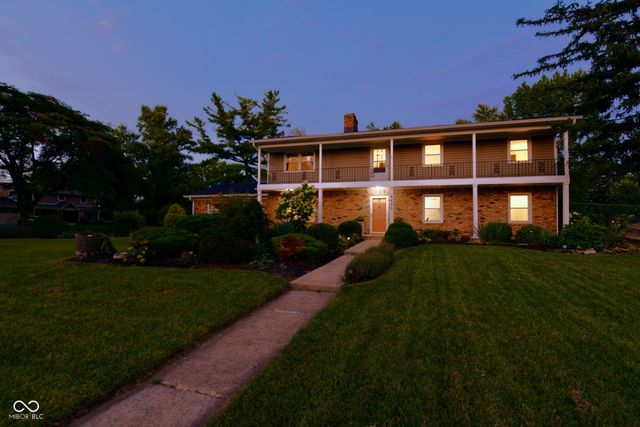 6825 Farmleigh Drive, Indianapolis, IN 46220