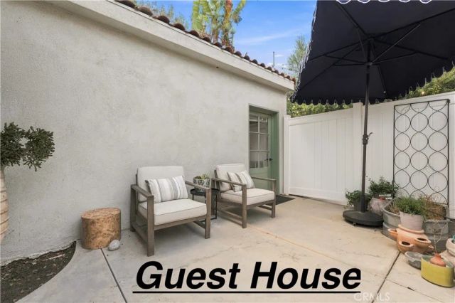 911 S Victoria Avenue, Los Angeles, CA 90019