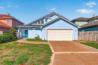 13514 Bullion Ct, Corpus Christi, TX 78418