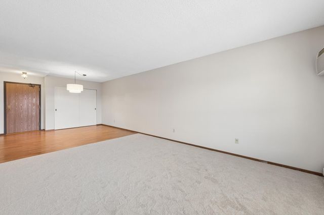 1111 Elway Street 506, Saint Paul, MN 55116